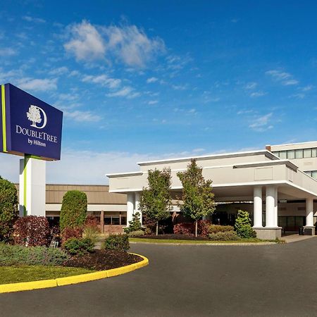 Doubletree By Hilton Boston/Westborough Hotel Exterior photo