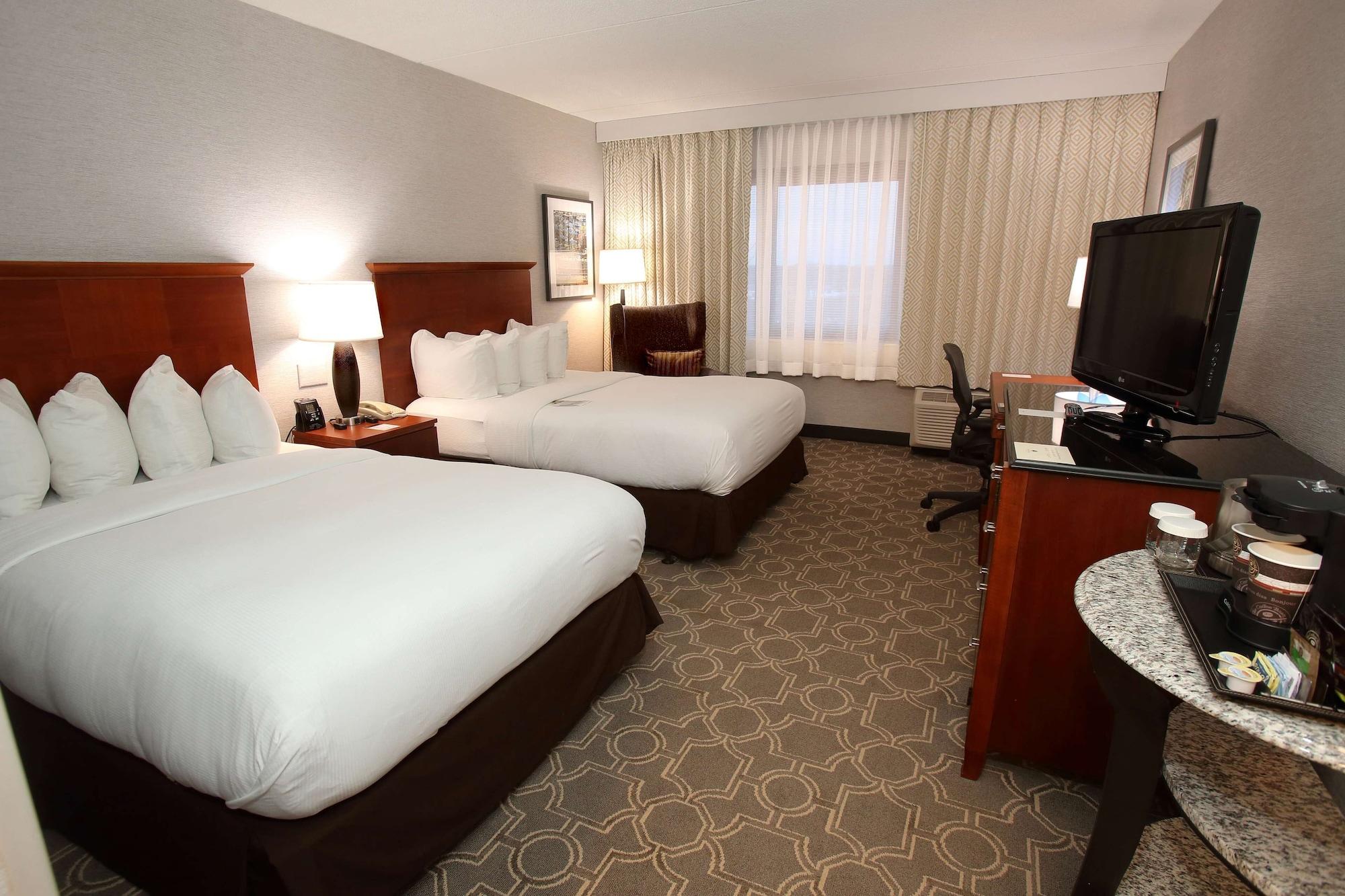 Doubletree By Hilton Boston/Westborough Hotel Exterior photo