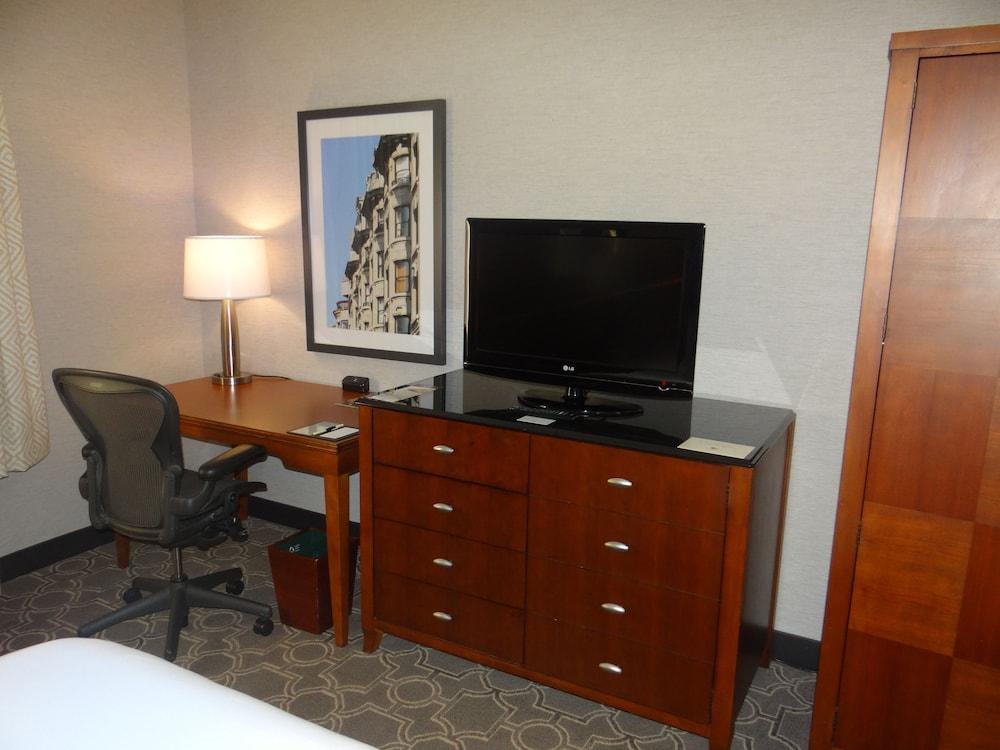 Doubletree By Hilton Boston/Westborough Hotel Exterior photo