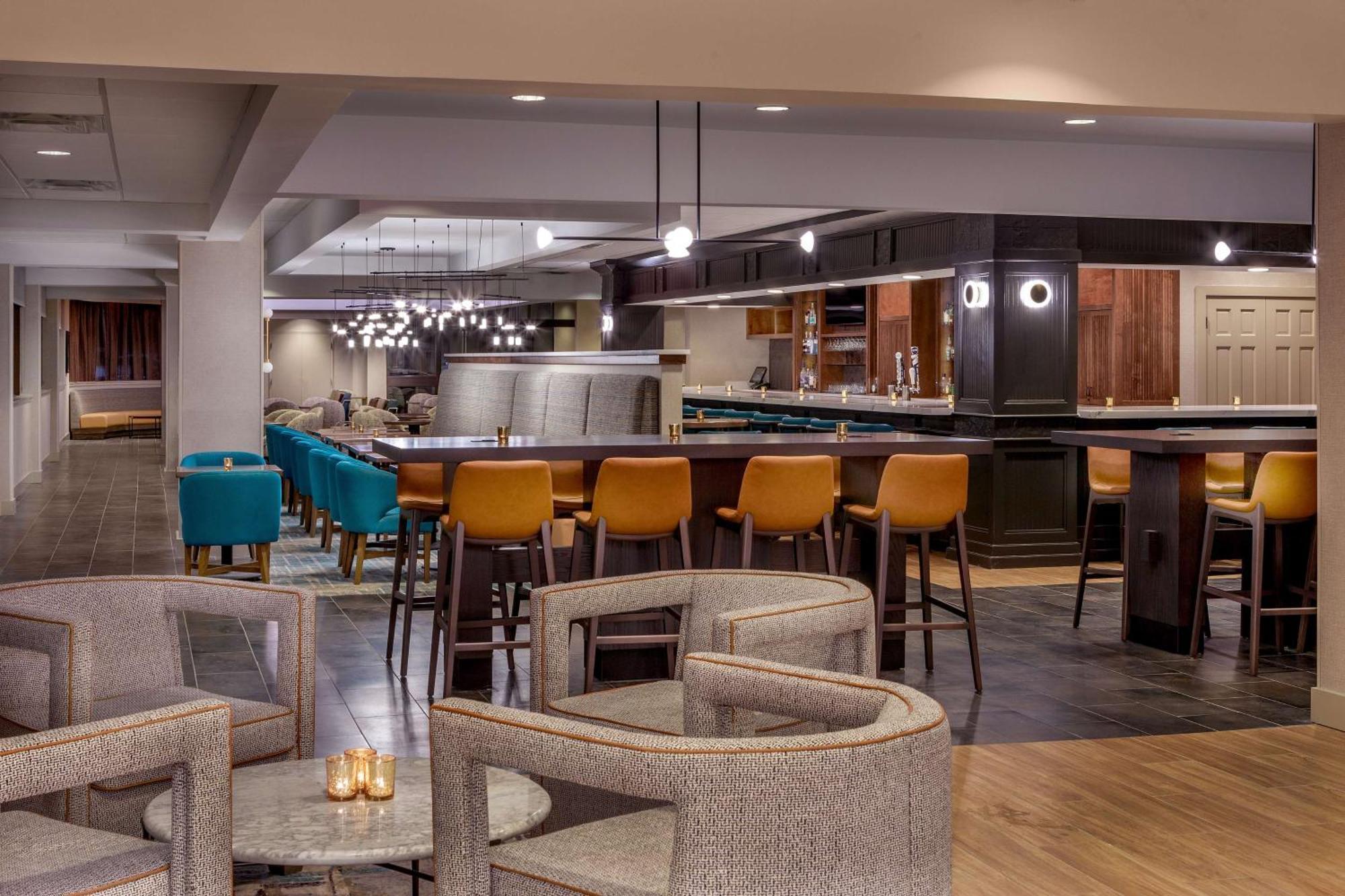 Doubletree By Hilton Boston/Westborough Hotel Exterior photo