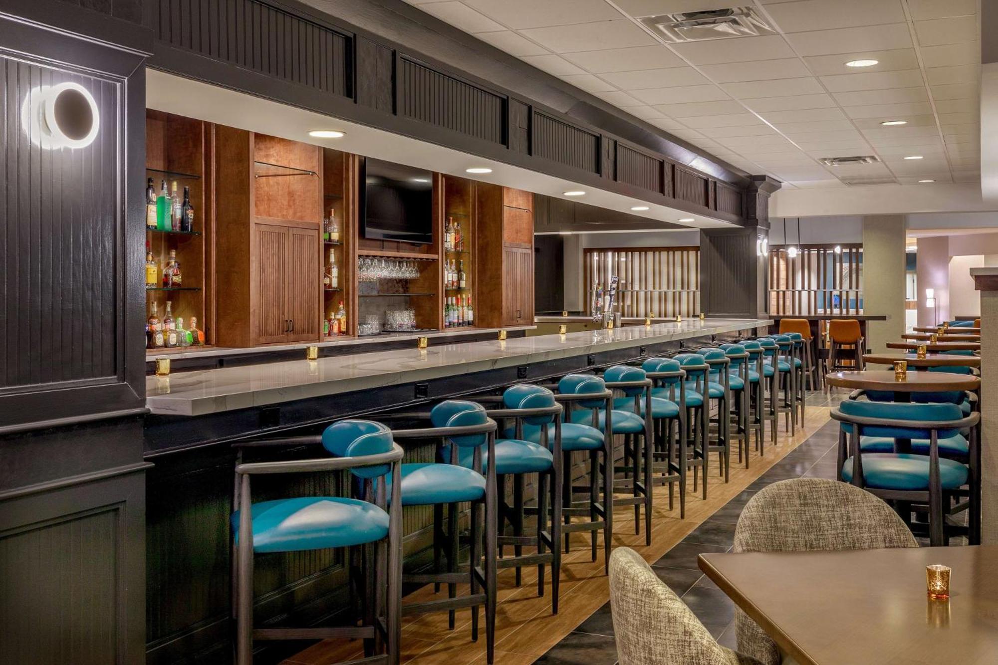 Doubletree By Hilton Boston/Westborough Hotel Exterior photo