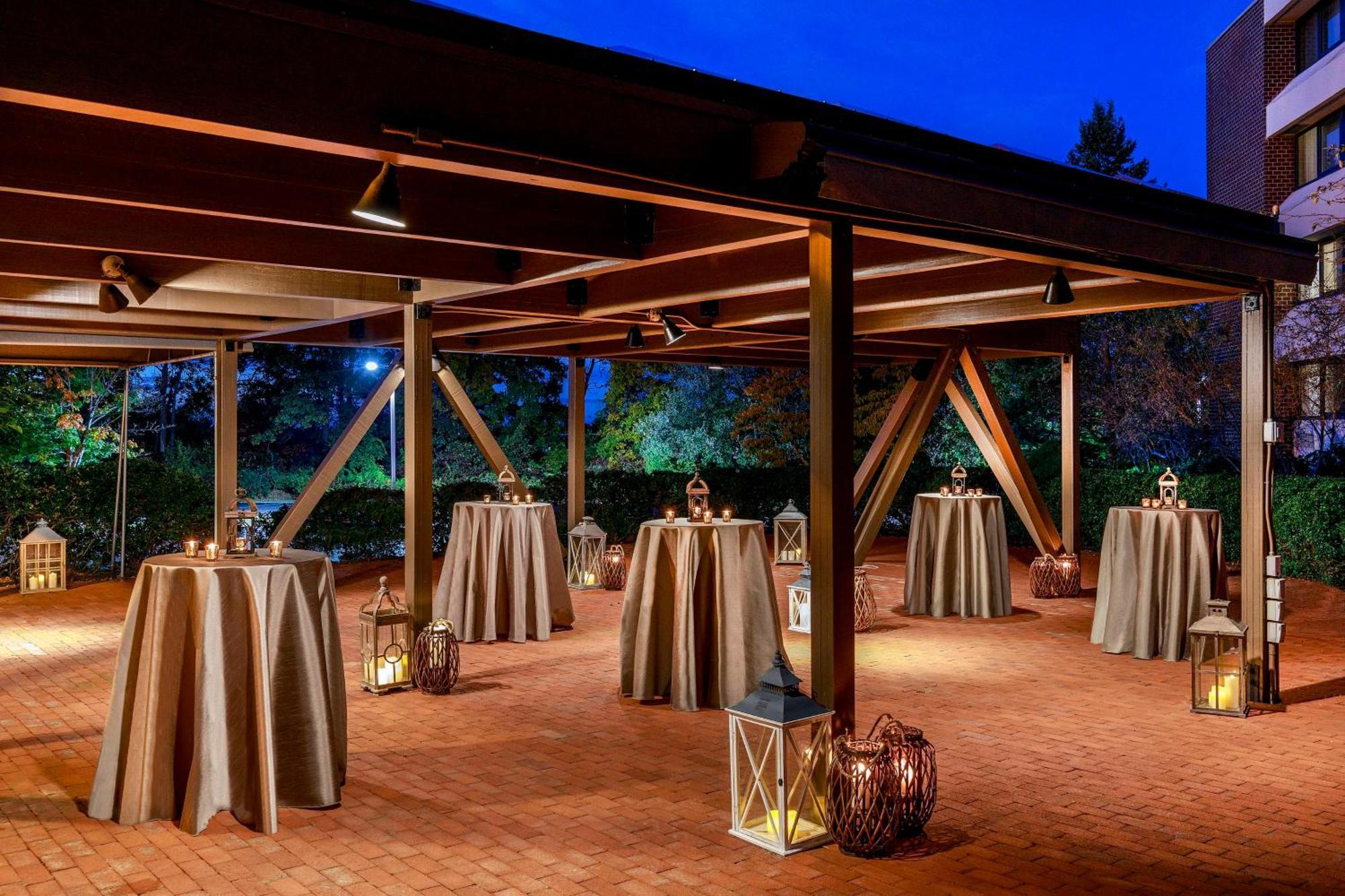 Doubletree By Hilton Boston/Westborough Hotel Exterior photo